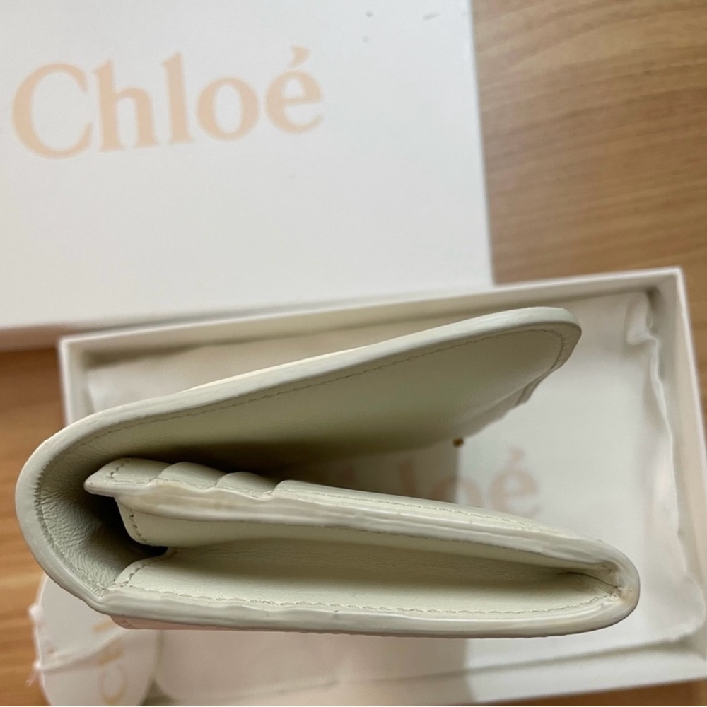 Chloe Ivory Quilted Leather wallet - Picture 2 of 5